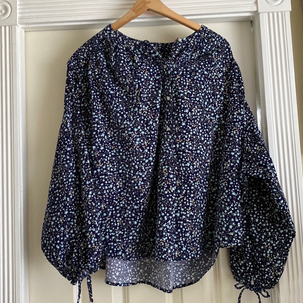 Old Navy shirt